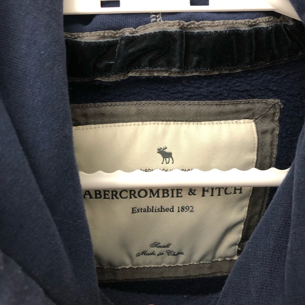 Abercrombie & Fitch women’s hoodie - Picture 9 of 10
